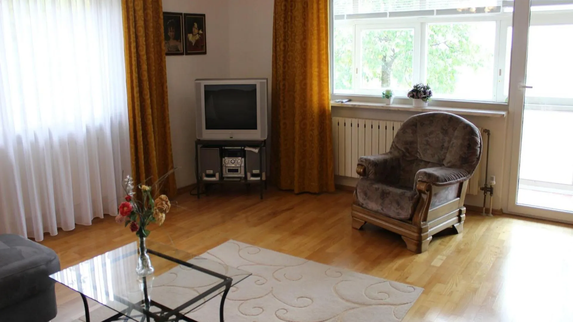 Apartment Welcoming Chalet Near Forest In Rohrnbach