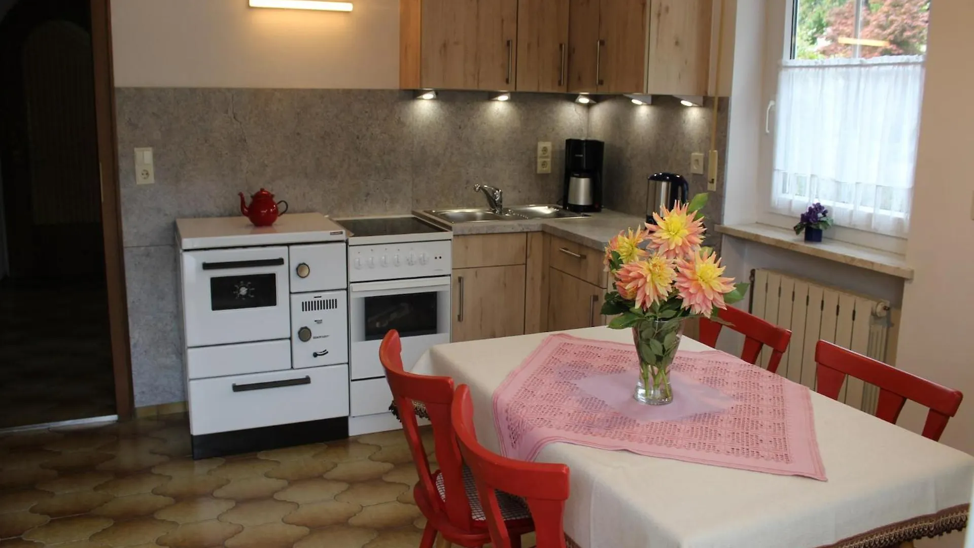 Apartment Welcoming Chalet Near Forest In Rohrnbach